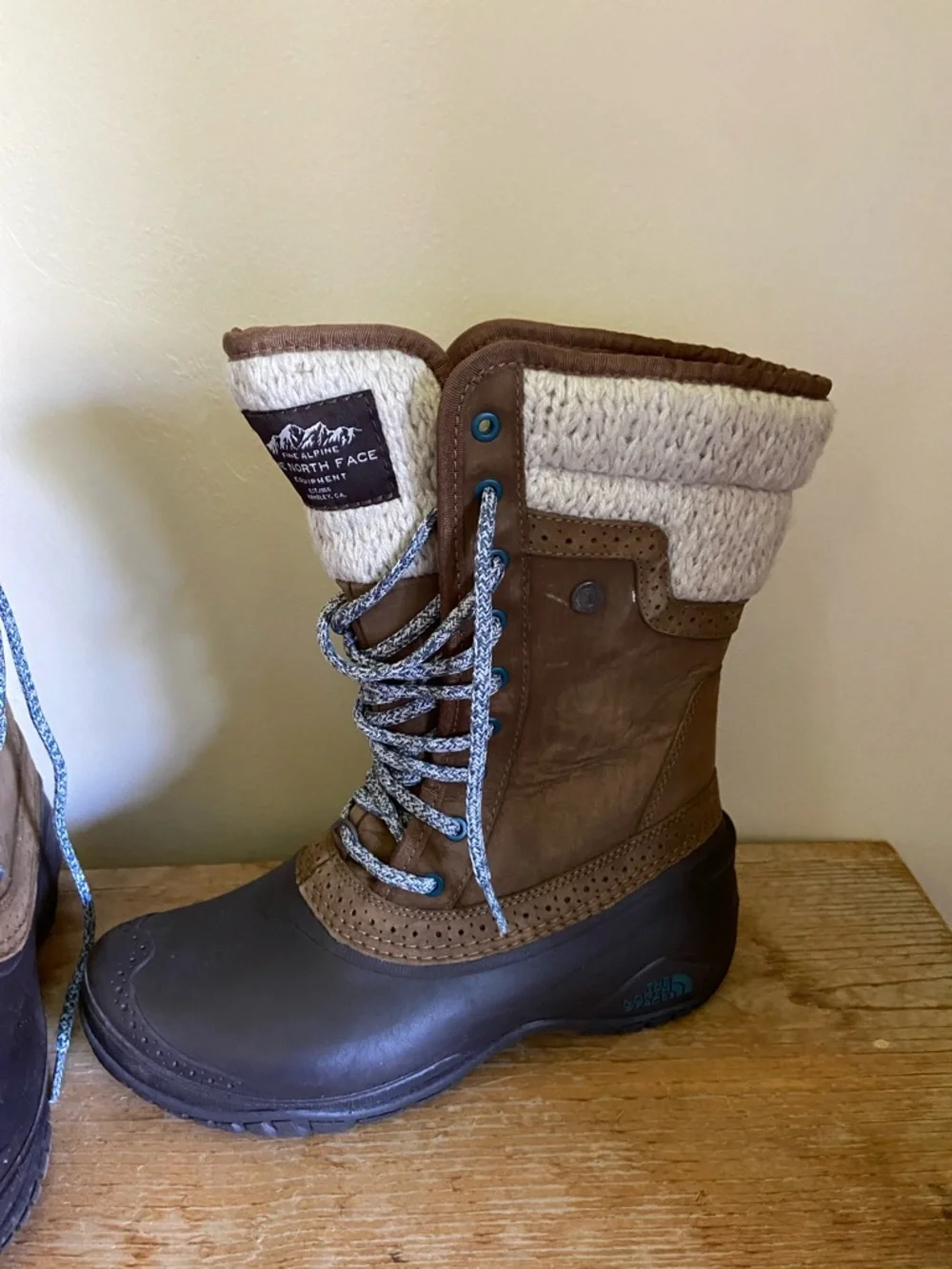 The North Face Snow Rain Boots Brown Size 7 - Picture 4 of 9